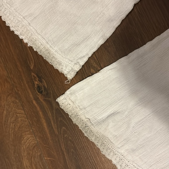 White lace beach pants - Picture 8 of 9